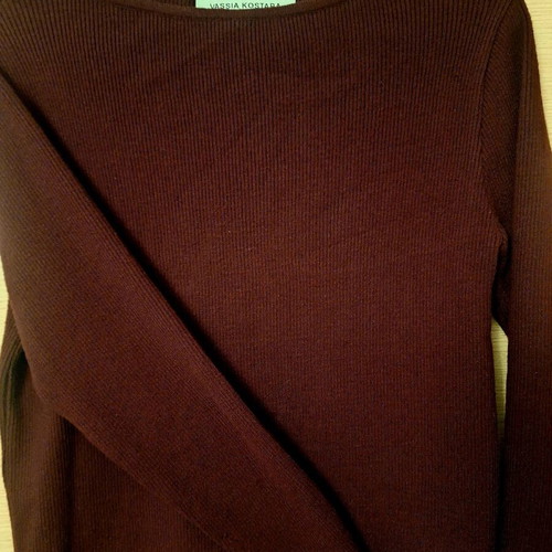 Vassia Kostara sweater burgundy like new, s/m