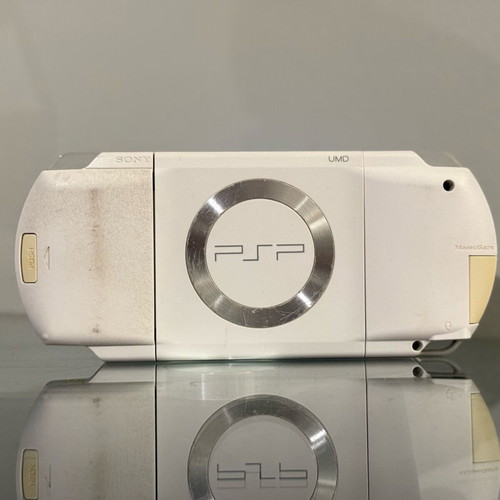Sony PSP-1000 άσπρο σαν καινούργιο με WiFi και νέα μπαταρία