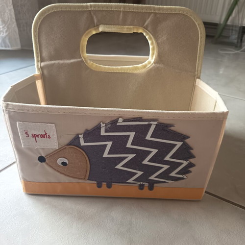 3 Sprouts Diaper Caddy like new, hedgehog design