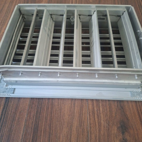 Gypsum board vent with adjustable louvers like new
