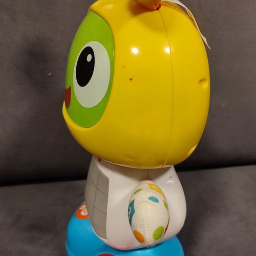 Fisher-Price Bright Beats Dance & Move BeatBo interactive robot like new
