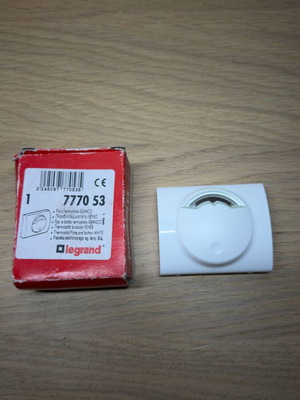 Legrand Thermostat Plate White new