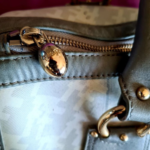 Folli Follie handbag used, genuine leather, grey
