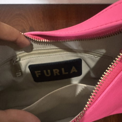 Furla Diamante shoulder bag like new, small size, pink