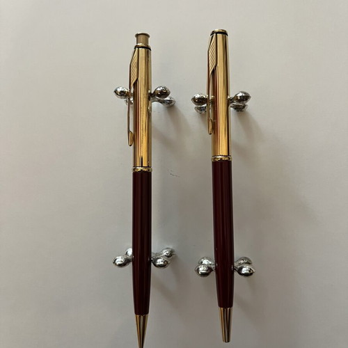 Parker Insignia pencil and pen pair, like new, red and burgundy