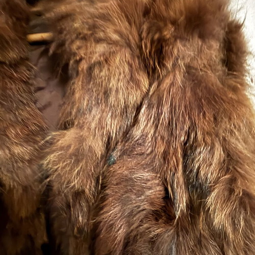 Natural fur coat like new, size XL, beige
