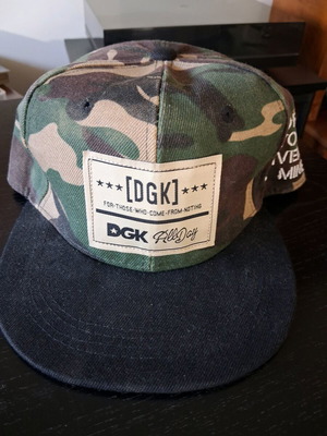 DGK snapback hat camouflage design like new, one size