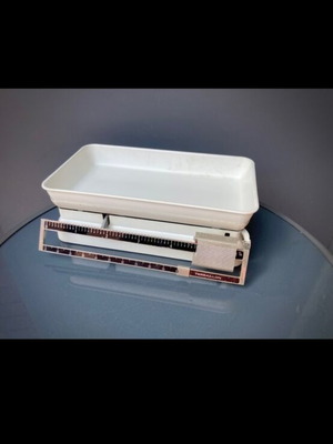 Baby scale like new