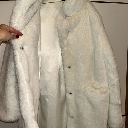 Thick synthetic fur coat like new, one size, white