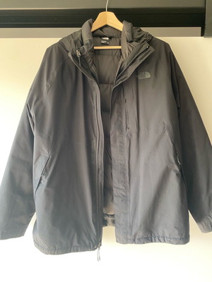 The North Face αντρικό μπουφάν XXL μεταχειρισμένο, μαύρο, με γέμιση πούπουλου και Goretex
