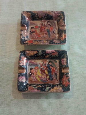 Satsuma ashtrays 2 old, like new, Japanese origin, 10x12 cm