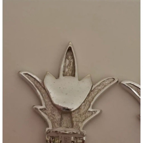 Christian Dior Fleur De Lis Clip On Rhinestone Earrings new, silver gray