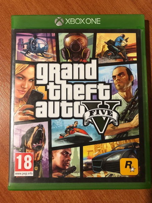 Grand Theft Auto V Xbox One & Series S/X like new