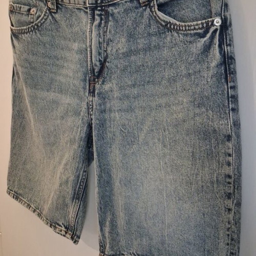 H&M Divided Denim Shorts No 38 like new, light blue wash
