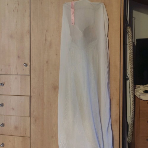 Mermaid wedding dress like new, detachable train, size S