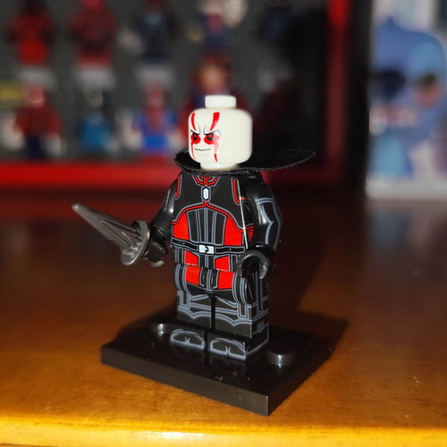 The Son Star Wars minifigure like new with accessories