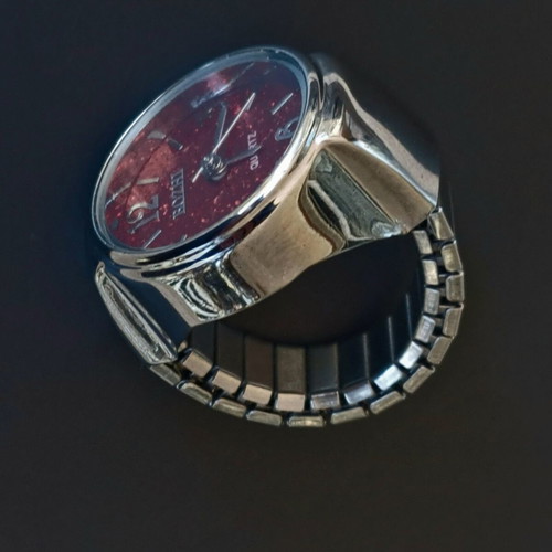 Ring watch quartz with red burgundy glitter dial and silver bracelet like new