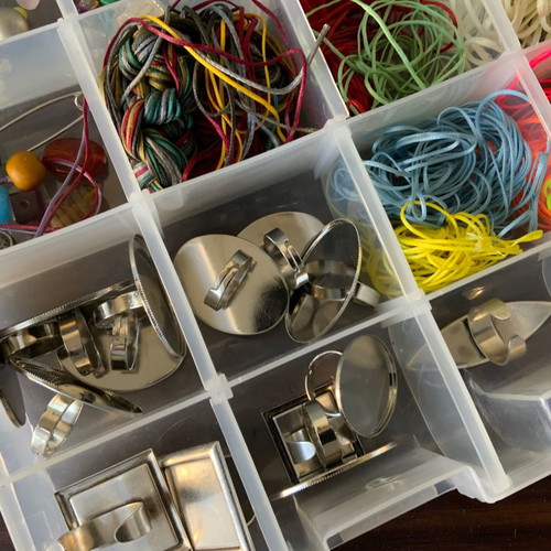Jewelry materials case used