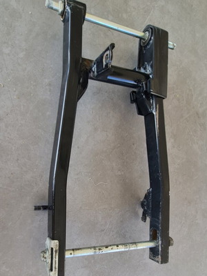 Modenas Kriss swingarm with bushings, chain slider and axles