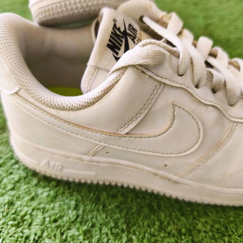 Nike Air Force athletic shoes used, size 38, white leather