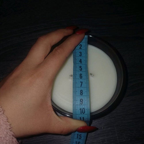 Decorative candle like new with lid, unscented