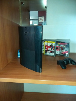 Play Station 3 used with 500GB and one controller