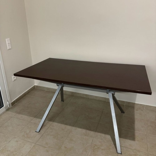 Desk used with metal base 80x76x140