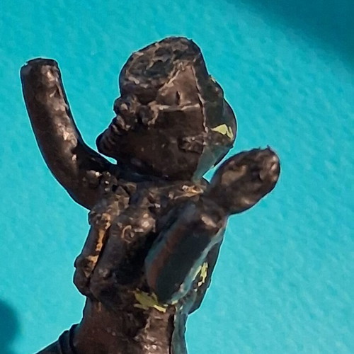 Military figures used with wear, set of 2