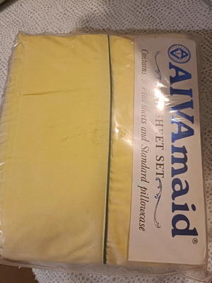 Bed sheet set unused