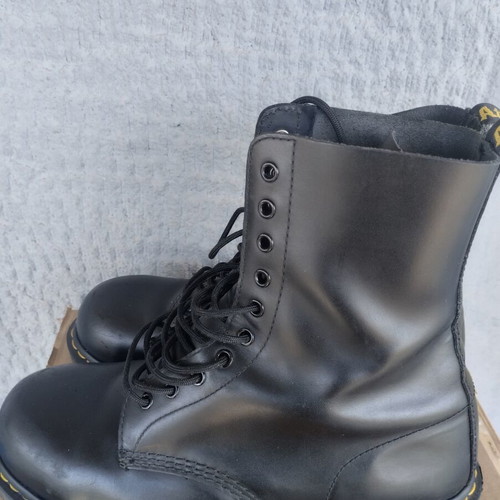 Dr. Martens 1919 Steel Toe Leather Boots size 45 like new, black