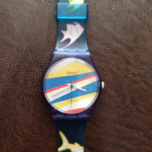 Vintage children's watch new with case from the 1980s