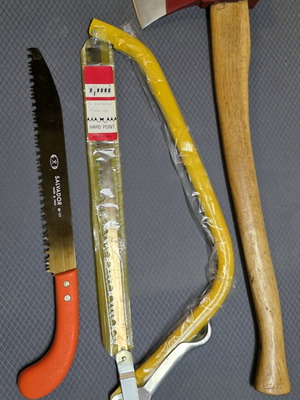 Axe and 2 saws new, 450mm bow saw and 300mm Salvador saw