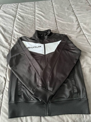 Givova set black size M like new