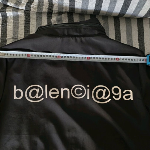 Balenciaga men's windbreaker jacket like new, black, sizes M-L