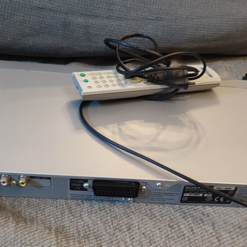 Sony DVP-NS30 DVD player, non-working for parts or repair