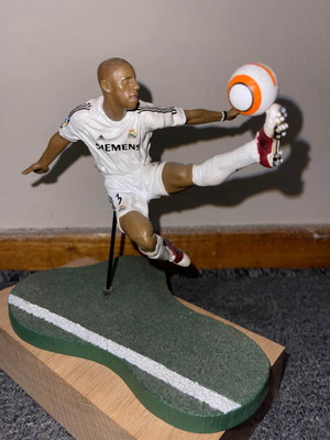 FTChamps Συλλεκτικές Ποδοσφαιρικές Φιγούρες Roberto Carlos Real Madrid σαν καινούργιο
