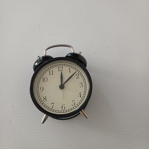 IKEA battery alarm clock