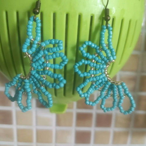 Handmade knitted earrings with turquoise beads new