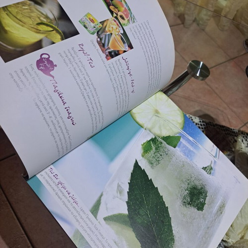 Tea Party Guide book new, ideas and recipes
