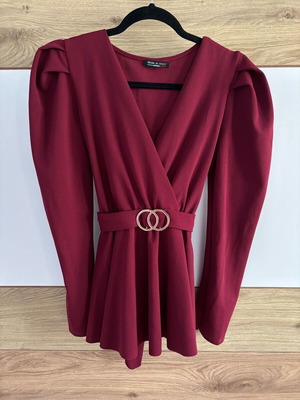 Burgundy Wrap Puff Sleeves Blouse with Gold Belt like new