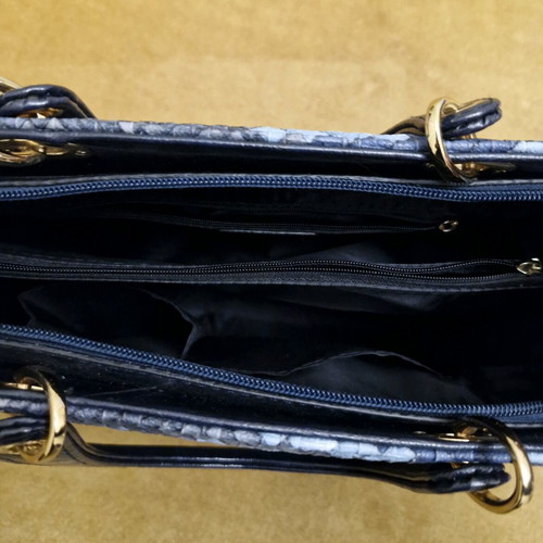 Fragola women's handbag hand-held like new, blue