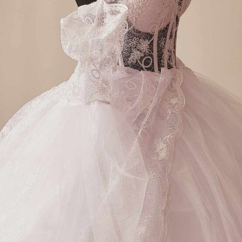 Wedding dress new, white color