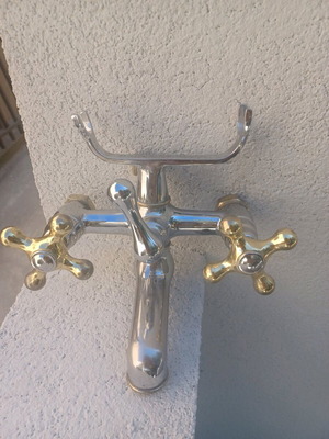 Bathroom faucet used with wear on handles