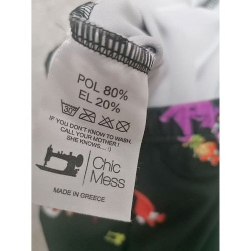 Chic Mess skirt with Flinstones figures like new XS-Small