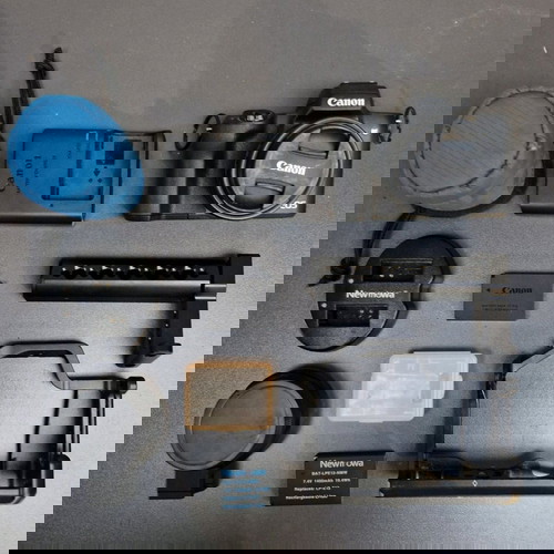 Canon M50 mirrorless camera as new with accessories