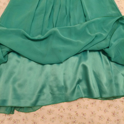Veraman dress On Line like new with crystals, size M 38 10