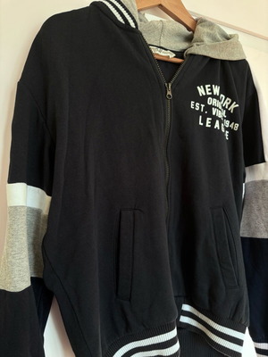 H&M Hoodie Jacket 12-14 Years Like New, White and Blue