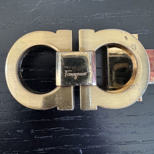 Ferragamo belt buckle used, gold, adjustable size