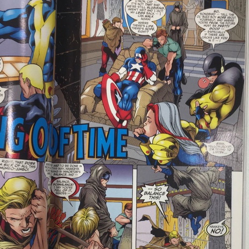 Avengers Legends Avengers Forever Marvel volume like new, in English