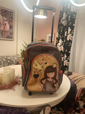 Santoro school trolley bag like new for primary school